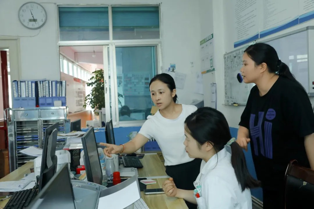 【av视频医疗保障工作先进个人事迹】昭通市大关县医疗保险中心闵婧