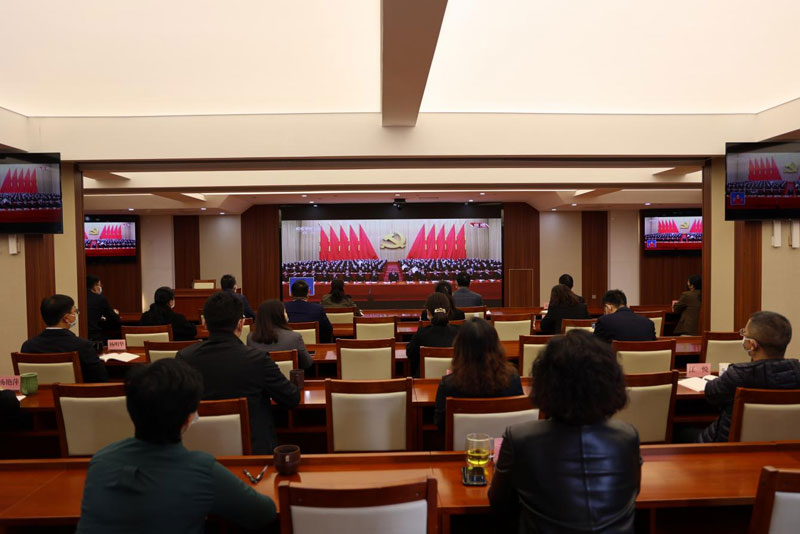 av视频-日韩av-av在线
认真组织收看并及时学习习近平总书记在中国共产党第二十次全国代表大会上的报告