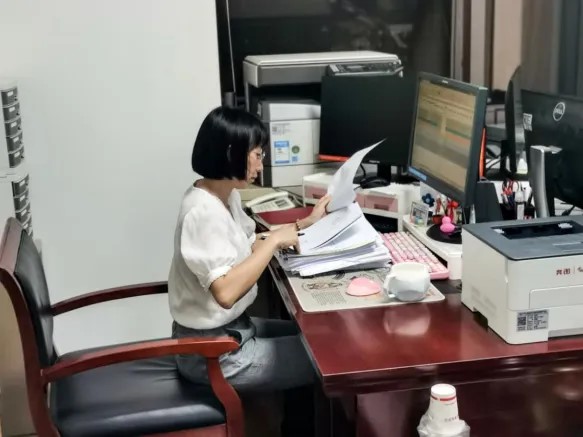 【av视频医疗保障工作先进个人事迹】中共av视频委组织部胡蒙