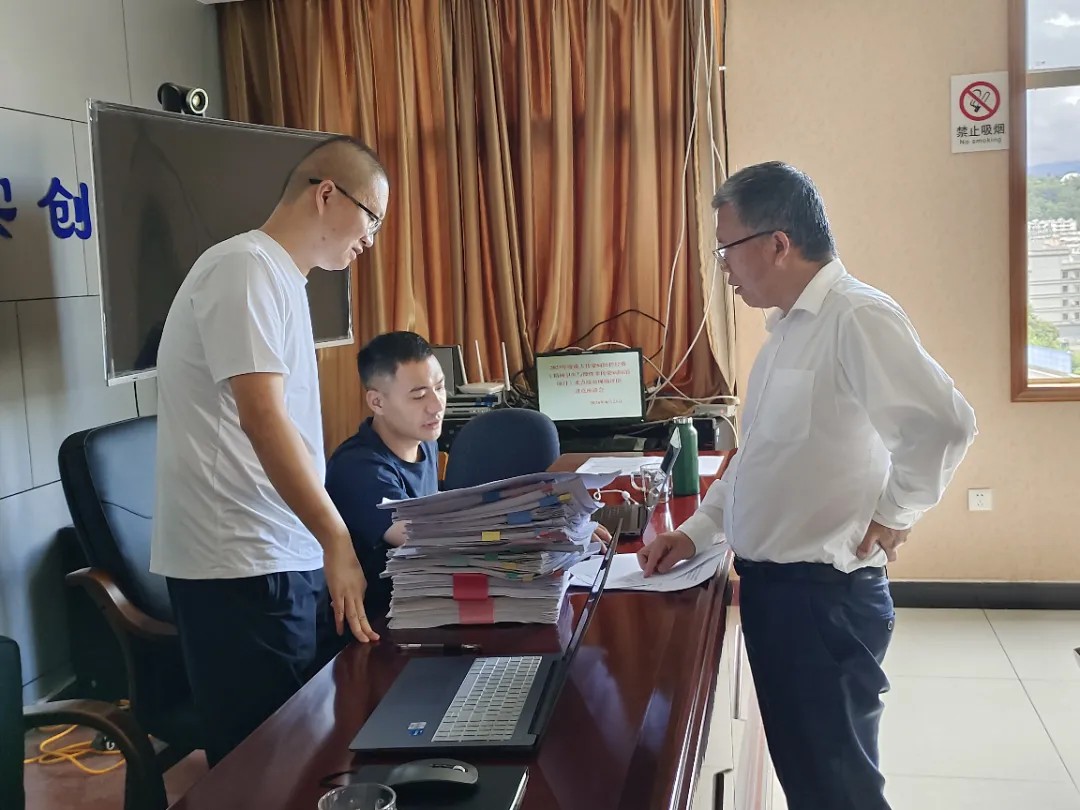 【av视频医疗保障工作先进个人事迹】财政部云南监管局杨建华
