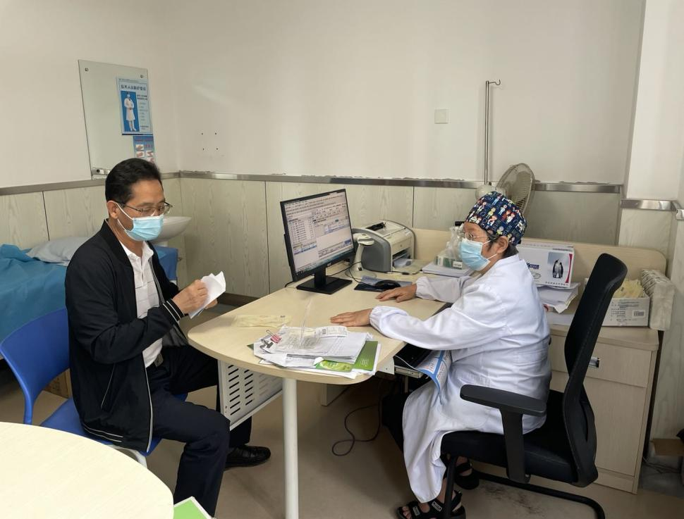 【局长处长科长走流程】省医保局党组成员、副局长高志学到玉溪市医疗机构开展“局长处长科长走流程”活动