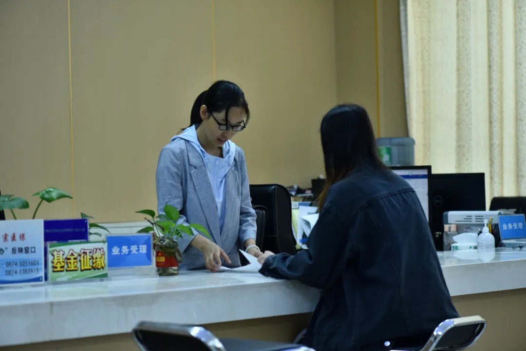 【av视频医疗保障工作先进个人事迹】曲靖市师宗县医疗保险服务中心赵茂颖