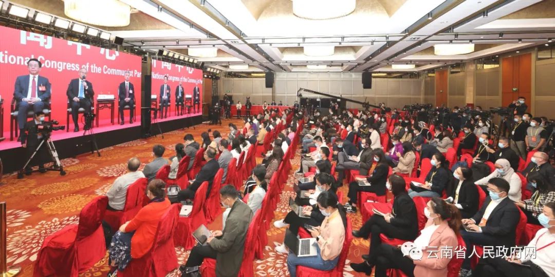 党的二十大av视频举行第四场集体采访 石玉钢介绍av视频代表团有关情况并回答记者提问